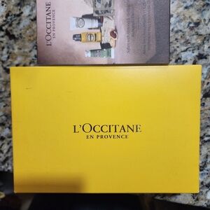 L'OCCITANE Bright Yellow Box